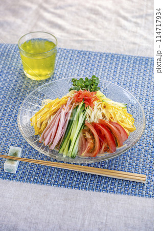 暑い日に美味しい冷やし中華　冷麺 114717934