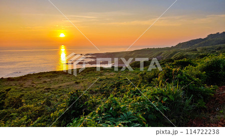 男鹿半島の夕暮れ 男鹿半島の夕暮れ 114722238