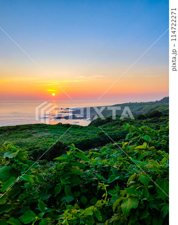 男鹿半島の夕暮れ 男鹿半島の夕暮れ 114722271