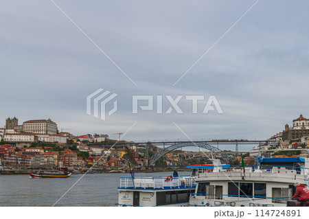 ポルト、ポルトガル　世界遺産•ドンルイス1世橋、PORTO Portugal  Bridges 114724891