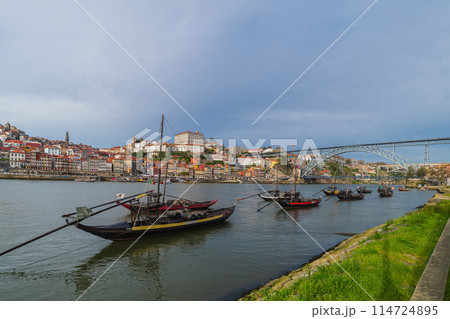 ポルト、ポルトガル 世界遺産•ドンルイス1世橋、PORTO Portugal Bridges ポルト、ポルトガル 世界遺産•ドンルイス1世橋、PORTO Portugal Bridges 114724895