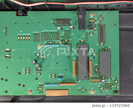 Small computer processing unit system on micro chip printed circuit board(PCB) at finger size 114725060