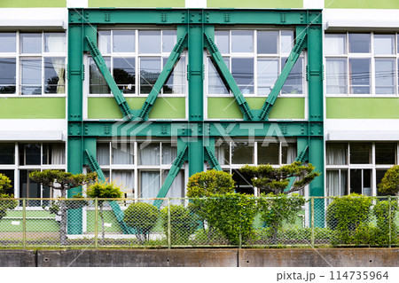 公立学校施設の耐震化の推進 公立学校施設の耐震化の推進 114735964