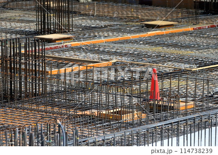 建築工事　スラブ配筋状況　イメージ 114738239