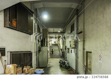 梅田　阪急中津駅　大阪府大阪市 114738388