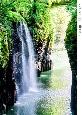 新緑の高千穂峡　宮崎県 114738527
