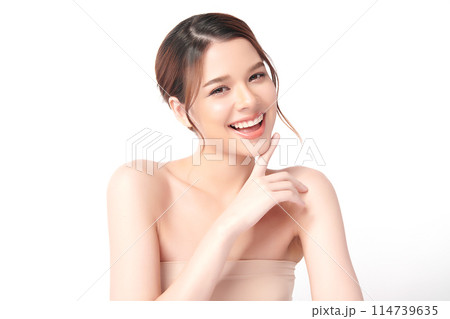 Beautiful young asian woman with clean fresh skin on white background, Face care, Facial treatment, Cosmetology, beauty and spa, Asian women portrait. 114739635