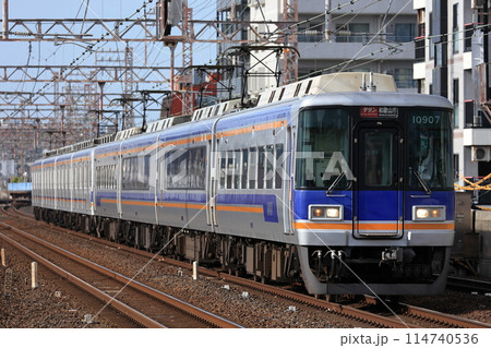 南海10000系 特急サザン 114740536