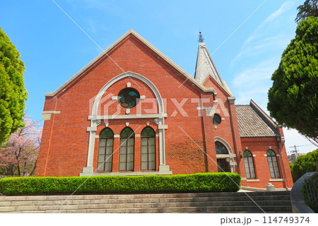神戸市灘区の神戸文学館（元1904年築の関西学院チャペル） 114749374