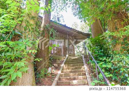 世界遺産「佐渡島(さど)の金山」 重文景「佐渡西三川の砂金山由来の農山村景観」 大山祗神社 世界遺産「佐渡島(さど)の金山」 重文景「佐渡西三川の砂金山由来の農山村景観」 大山祗神社 114755368
