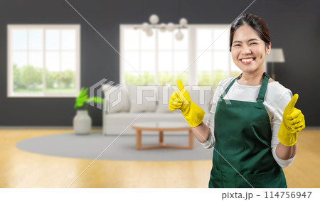 Asian housekeeper wear gloves apron Asian housekeeper wear gloves apron 114756947