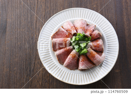 松坂牛もも肉のローストビーフ 松坂牛もも肉のローストビーフ 114760509