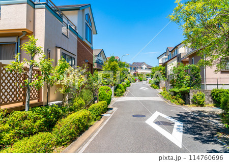 自然に恵まれた多摩ニュータウンの閑静な住宅街 114760696