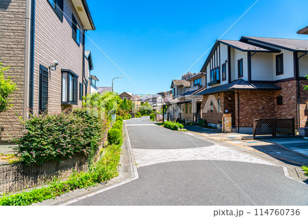 自然に恵まれた多摩ニュータウンの閑静な住宅街 114760736