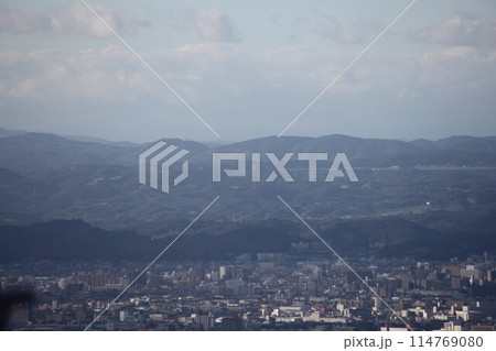 金甲山からの岡山市　岡山空港 114769080