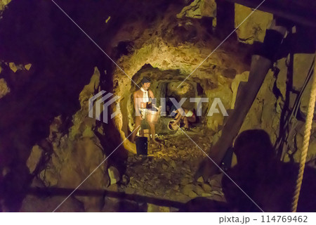 世界遺産「佐渡島(さど)の金山」 史跡 佐渡金山 宗太夫坑 江戸金山絵巻コース 日本 世界遺産「佐渡島(さど)の金山」 史跡 佐渡金山 宗太夫坑 江戸金山絵巻コース 日本 114769462