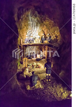 世界遺産「佐渡島（さど）の金山」　史跡　佐渡金山　宗太夫坑 江戸金山絵巻コース　日本 114769468