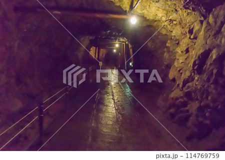 【史跡】佐渡金山 道遊坑 明治官営鉱山コース 重要文化財 日本 【史跡】佐渡金山 道遊坑 明治官営鉱山コース 重要文化財 日本 114769759