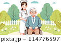 車いすの高齢者を介護するナース 114776597