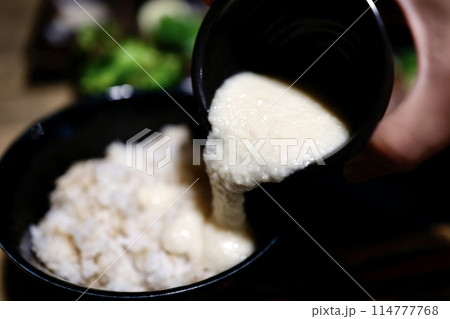 麦とろごはん 114777768