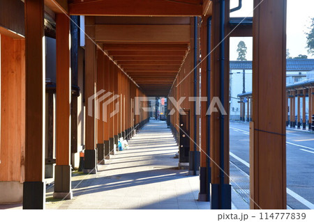 加茂穀町商店街（新潟県） 114777839