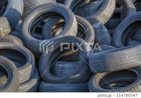 pile of tires wheel rubber recycling 114780347