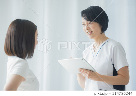 ボディケア　整体　カウンセリング 114786244