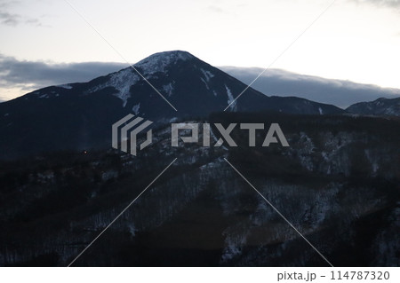 富士山を臨む風景 富士山を臨む風景 114787320