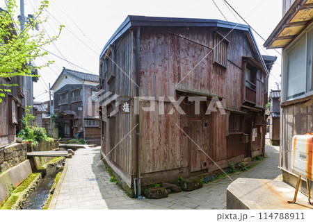 三角家（さんかくや）　宿根木（佐渡市）　重要伝統的建造物群保存地区　新潟県　日本 114788911