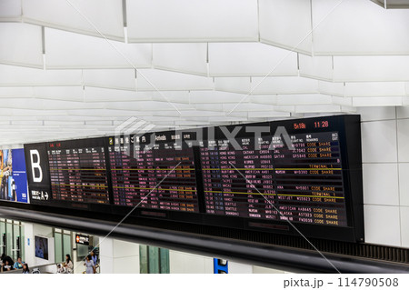 海外旅行が盛況になった成田空港kターミナル 海外旅行が盛況になった成田空港kターミナル 114790508