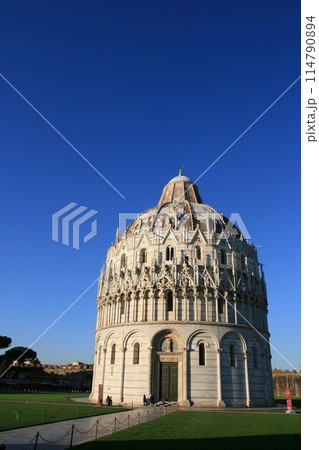 ピサ　サンジョバンニ洗礼堂 114790894