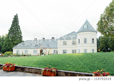 デンパークの白い洋館 114791019