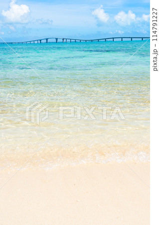 宮古島絶景 伊良部大橋と青い海 宮古島絶景 伊良部大橋と青い海 114791227