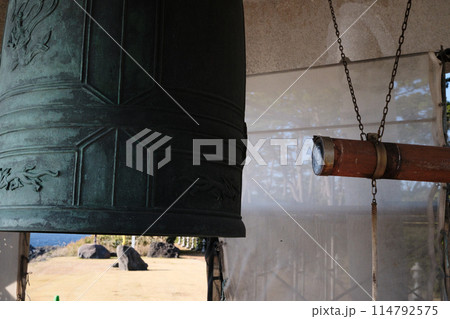 花瀬望比公園にある静かな鐘 114792575