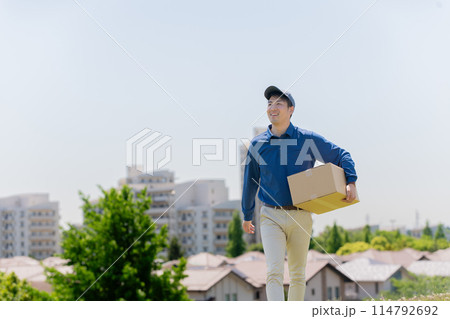 配達員 配達員 114792692