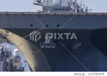海上自衛隊の空母型護衛艦かが 海上自衛隊の空母型護衛艦かが 114792870
