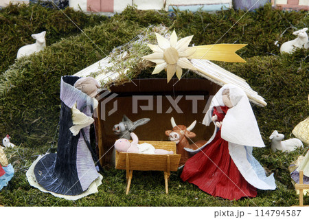 Nativity Scene 114794587