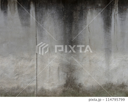 汚れた古い壁の素材画像 114795799