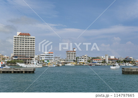 石垣島の海の玄関口となる石垣港 114797665