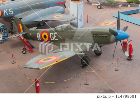 ベルギー軍スピットファイアMk.XIV戦闘機 114798681
