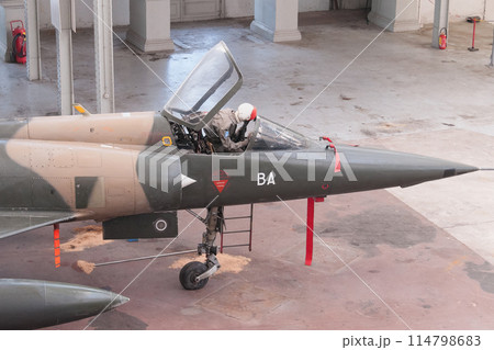 ベルギー空軍ミラージュ5戦闘機 114798683