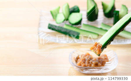 もろきゅう （ きゅうりと金山寺味噌 ） 114799330