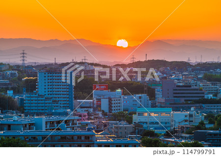 日本の横浜都市景観 あざみ野駅方面やサンセットなどを望む(ルームズ大正堂あざみ野店) 日本の横浜都市景観 あざみ野駅方面やサンセットなどを望む(ルームズ大正堂あざみ野店) 114799791