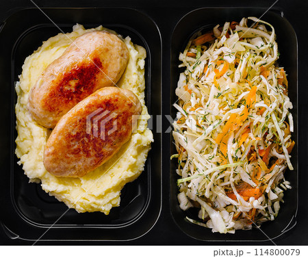 Healthy chicken meal prep containers Healthy chicken meal prep containers 114800079