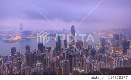 The famous view of Hong Kong from Victoria Peak night to day timelapse. 114820377