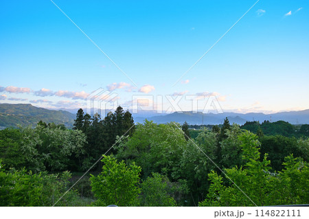 三国連山　谷川連峰　三峰山　赤城高原SAから早朝の風景　　　 114822111