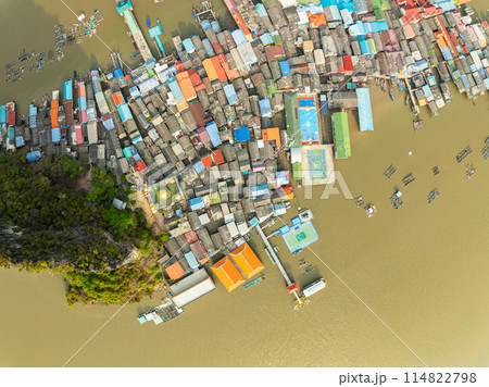 Aerial view of Panyee island in Phang Nga Thailand,High angle view Floating village, Koh Panyee fishing village island in Phang Nga, Thailand 114822798