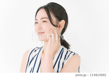 20代女性のビューティーポートレート 114824892