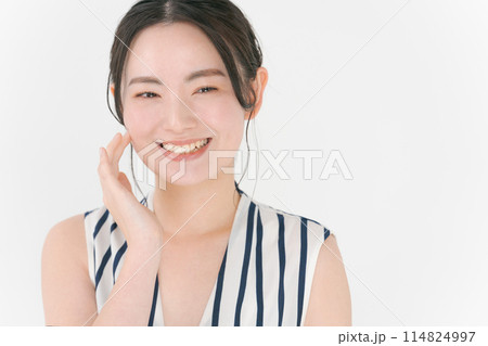 20代女性のビューティーポートレート 20代女性のビューティーポートレート 114824997