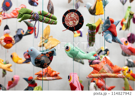 稲取　伝統的で可愛い吊るし雛 114827942